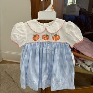 NWT Petit Ami Pumpkin Dress